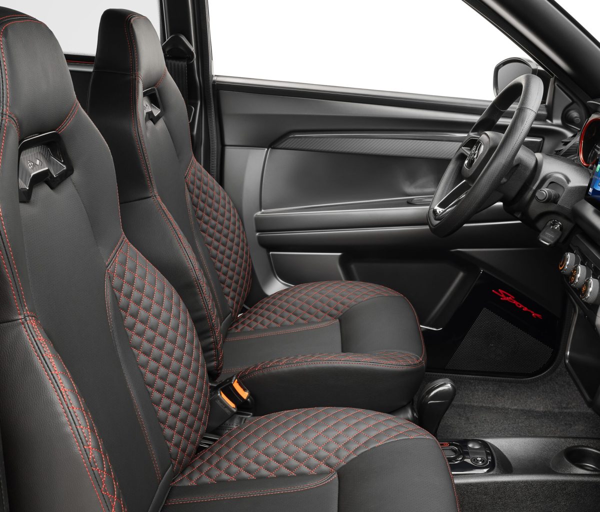 Extra_Ligier JS60 Sport Ultimate_Toledo Red_Studio_Configurator Seats_CarPlay